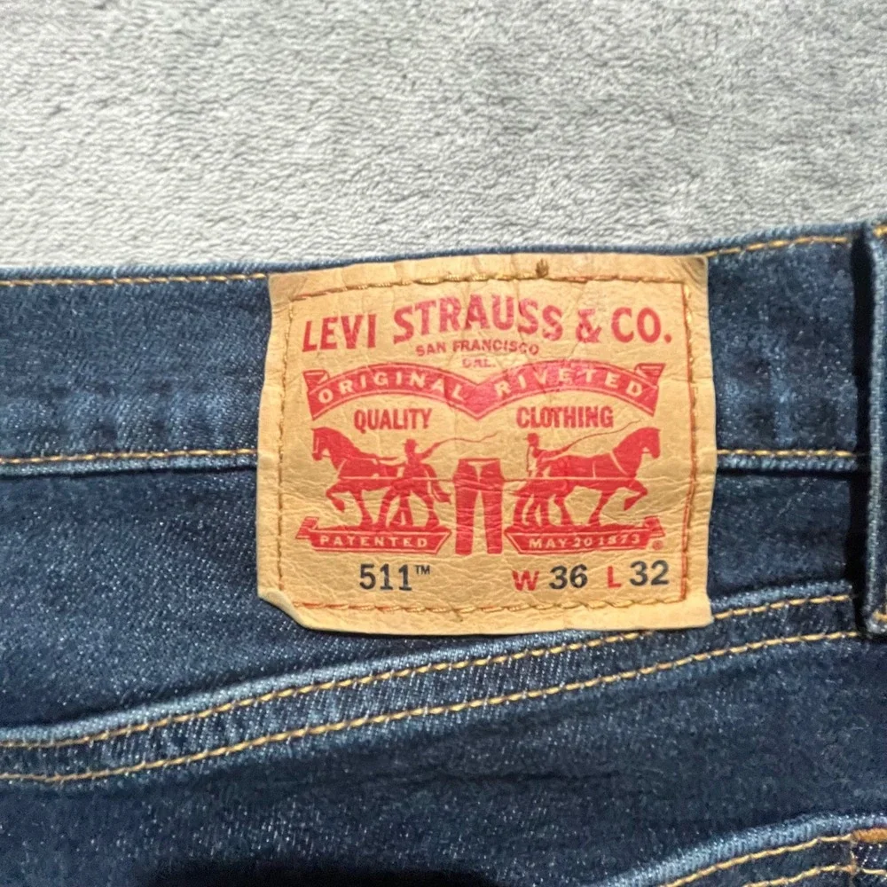Levis levi 511